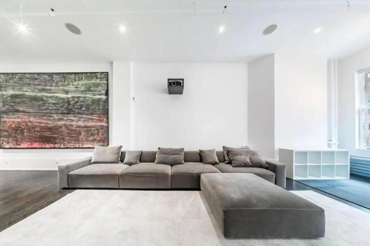 Luxurious 3 Bedroom Beautifully Renovated Loft Apartamento