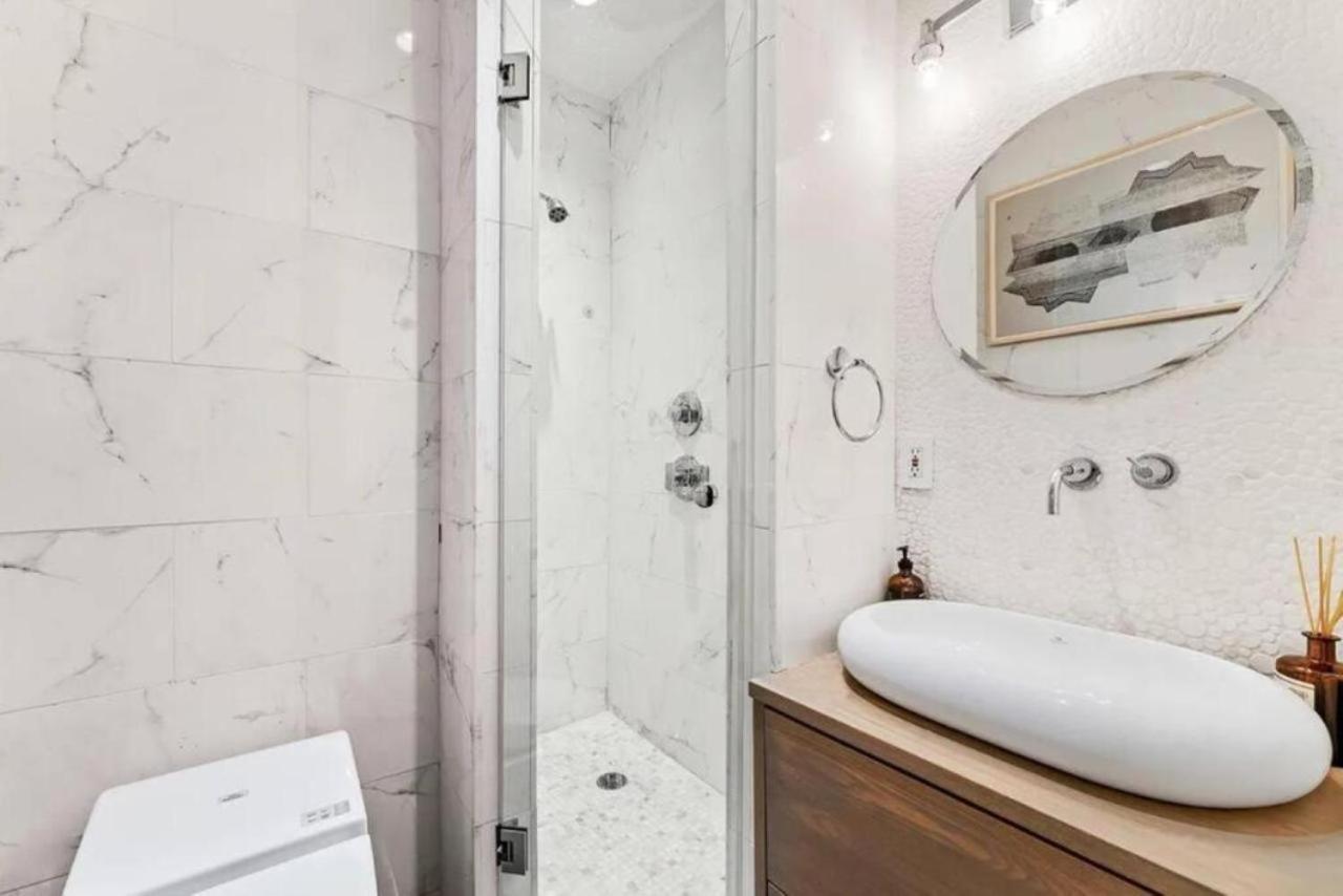 Luxurious 3 Bedroom Beautifully Renovated Loft Nova York